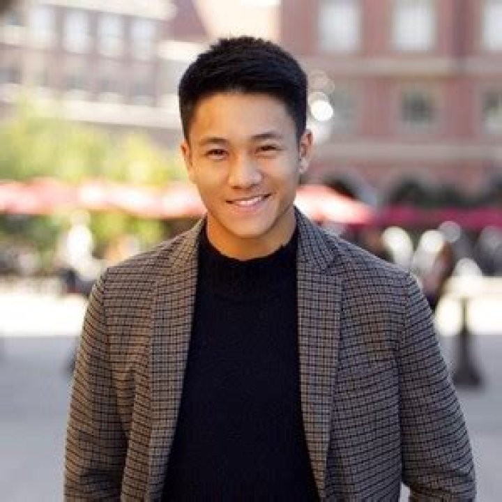 Brandon Soo Hoo Age | Wiki, Net worth, Bio, Height, Girlfriend?