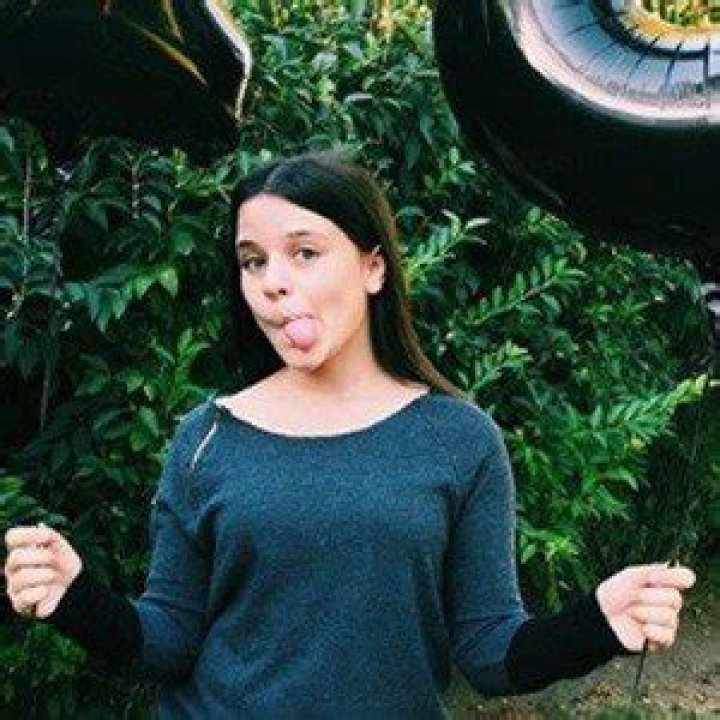 Chloe Schnapp (Instagram Star) - Age, Birthday, Bio, Facts, Family, Net Worth, Height & More