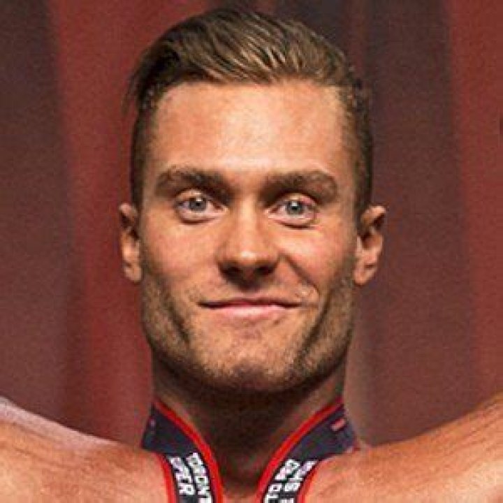 Daniel James (Bodybuilder) - Age, Birthday, Bio, Facts, Family, Net Worth, Height & More