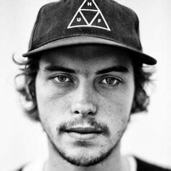Dylan Rieder (Skateboarder) - Age, Birthday, Bio, Facts, Family, Net Worth, Height & More