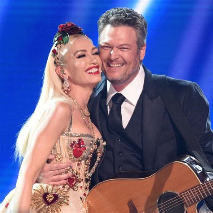 Gwen Stefani and Blake Shelton Put Wedding on Hold! (EXCLUSIVE)