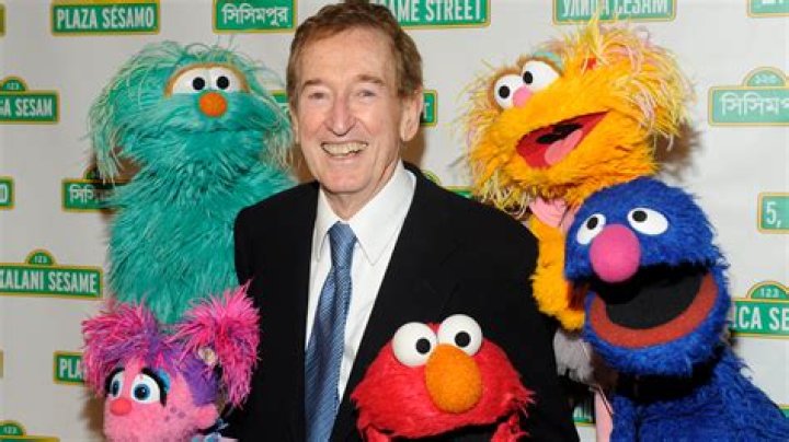 How much is Chris from Sesame Street worth? – Celebrity.fm – #1 Official Stars, Business & People Network, Wiki, Success story, Biography & Quotes