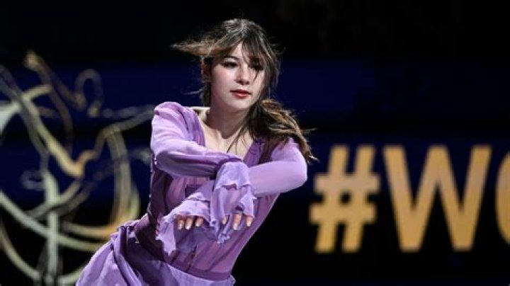 How tall is Alyssa Wapanatâhk