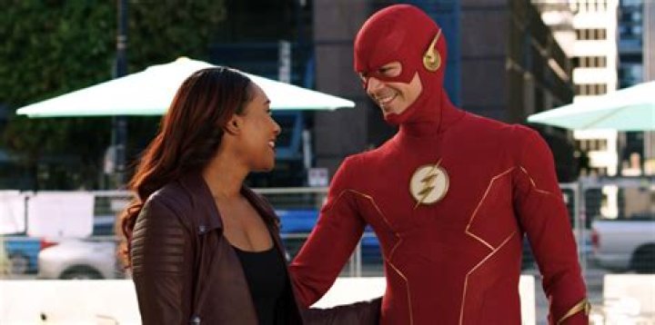 Is Iris from the flash pregnant in real life?