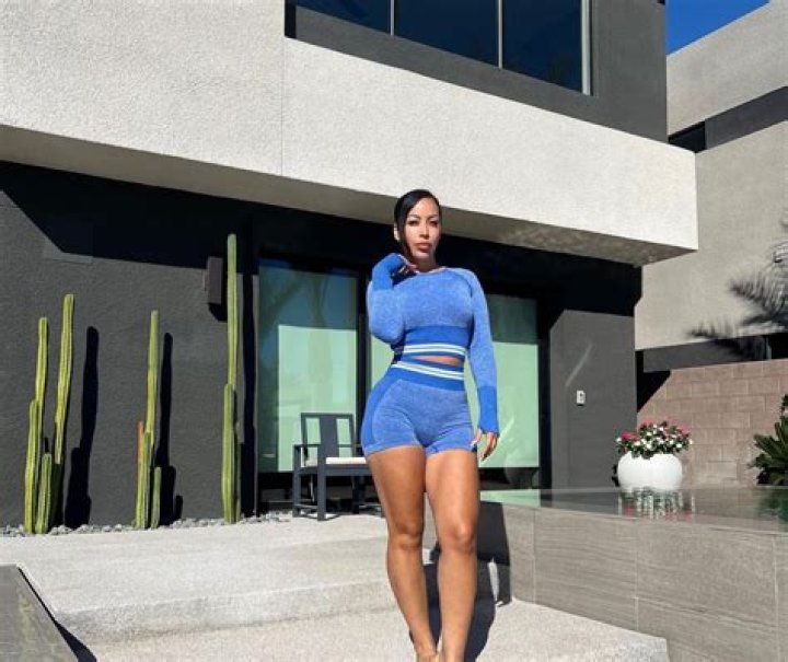 Jenelle L Salazar Butler (Instagram Star) - Age, Birthday, Bio, Facts, Family, Net Worth, Height & More