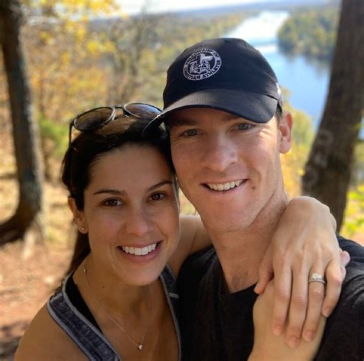 Joey Wendle Biography, Age, Height, Wife, Net Worth, Family