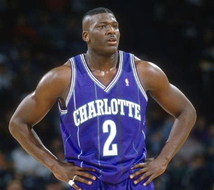 Larry Johnson (Basketball Player) - Age, Birthday, Bio, Facts, Family, Net Worth, Height & More