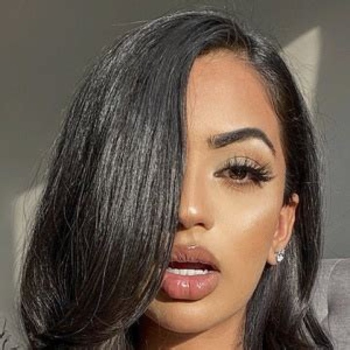 Lemizeya Brown (TikTok Star) - Age, Birthday, Bio, Facts, Family, Net Worth, Height & More