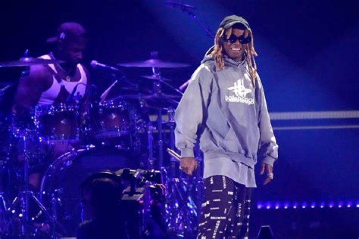 Lil Wayne Listens To This Classic Artist To Calm Him Down Before Shows