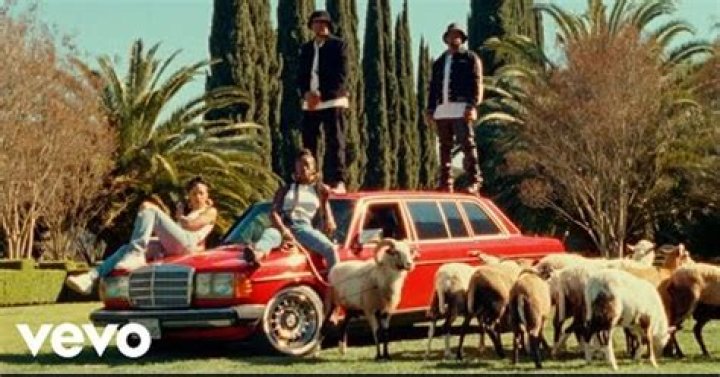 Nas & Hit-Boy Recreate EPMD Album Covers In The "EPMD" Music Video