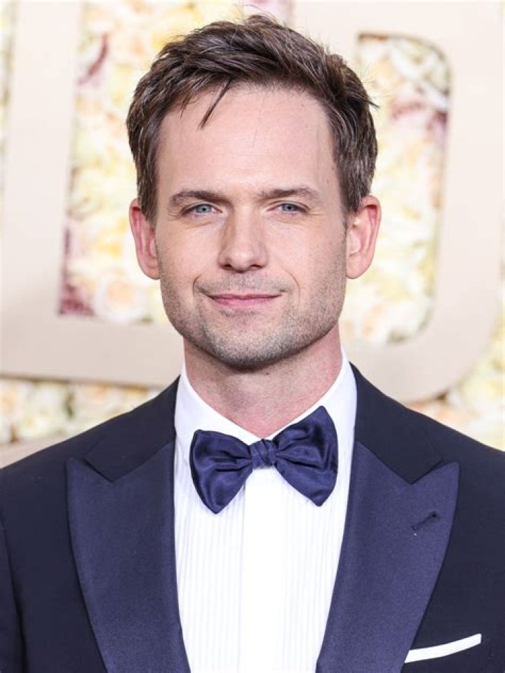 Patrick J. Adams (TV Actor) - Age, Birthday, Bio, Facts, Family, Net Worth, Height & More
