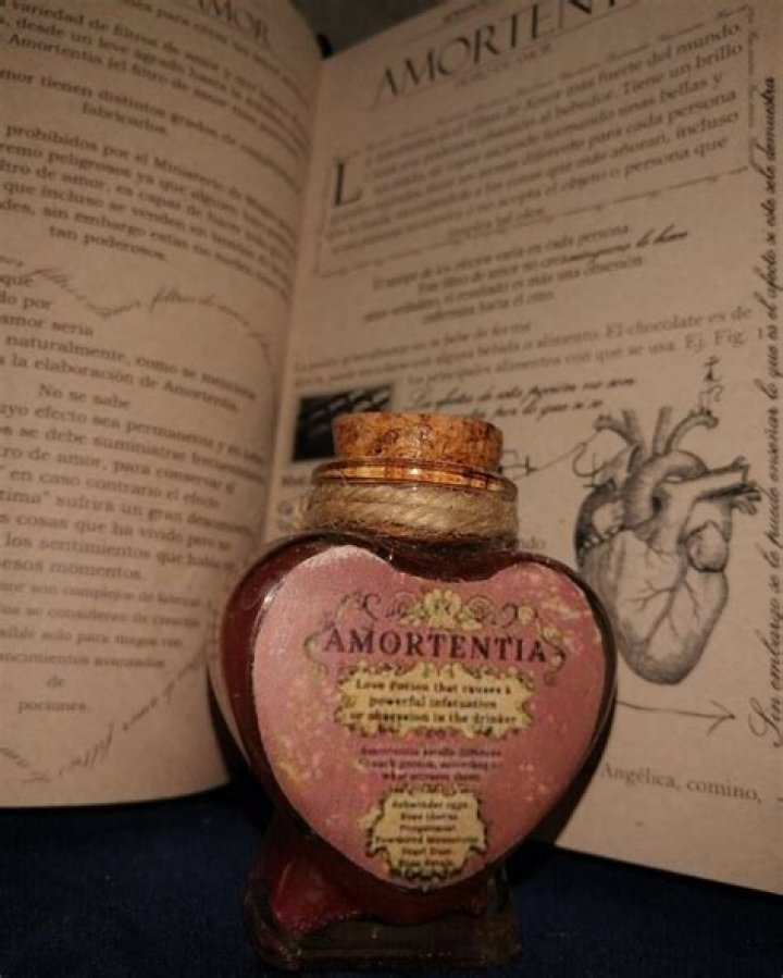 ¿Qué es la poción de amor en Harry Potter? – Celebrity.fm