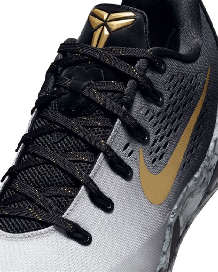 Revisiting The Nike Kobe Mambacita