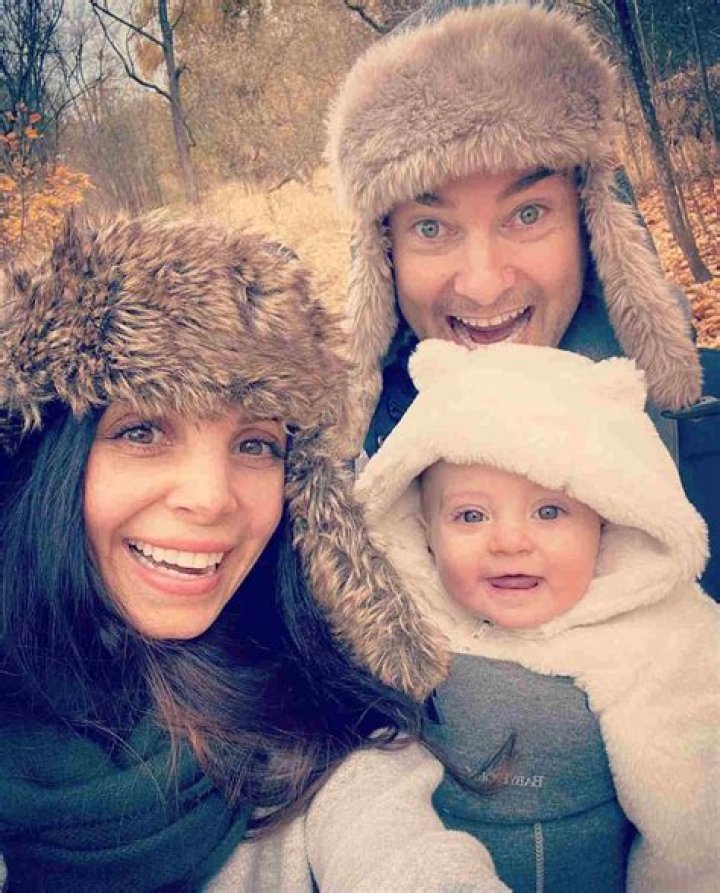 Robin Dunne Biography, Age, Height, Wife, Net Worth, Family