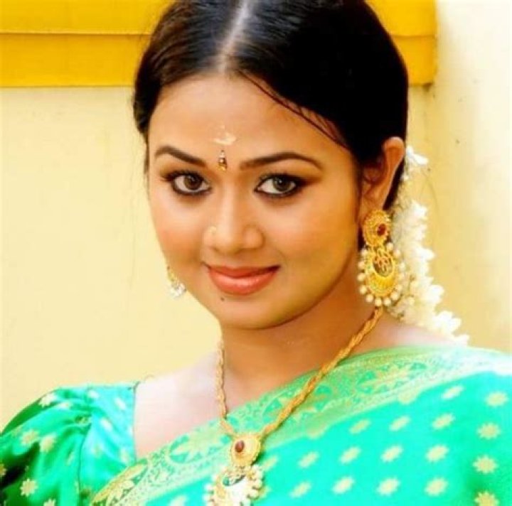 Saranya Sasi Wiki - Biography, Age, Husband, Caste, Death, Family, Movies & More