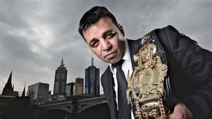 Stan Longinidis (Kickboxer) - Age, Birthday, Bio, Facts, Family, Net Worth, Height & More