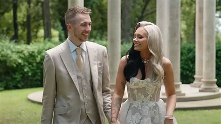 Talia Mar Age | Wiki, Net worth, Bio, Height, Miniminter's Fiance|