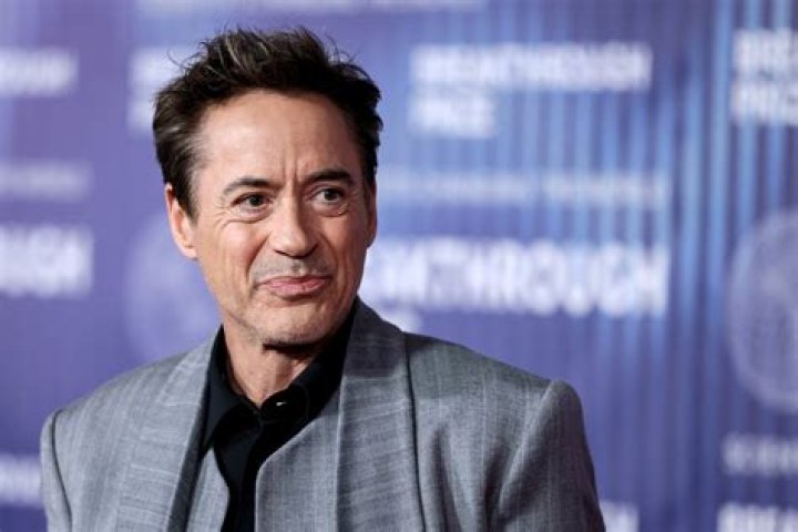That Time Robert Downey Jr.’s ‘Weird Science’ Co-Star Revealed His “Poo-ful” Story — Plus See the Rest of the Cast Today!