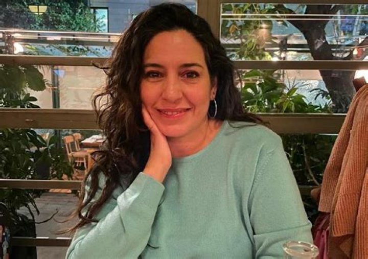 Tiaré Scanda (Actriz de Televisión) - Edad, cumpleaños, biografía, hechos, familia, patrimonio neto, altura y más