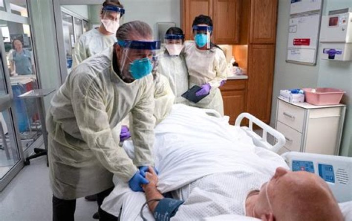 What happened to Dr Vijay Kapoor on New Amsterdam?